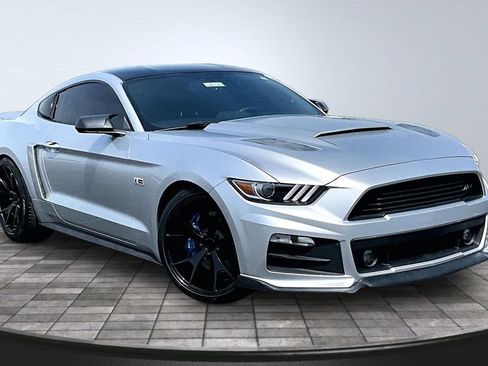 Used 2015 Ford Mustang GT Premium RWD image 12