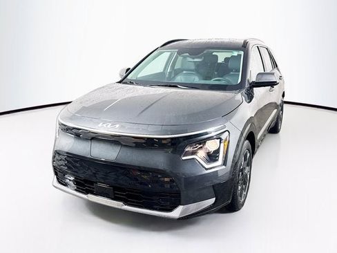 New 2025 Kia Niro Wind w/ Wind Preserve Package image 1