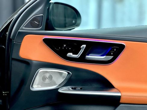 Used 2023 Mercedes-Benz C 300 4MATIC Sedan image 36