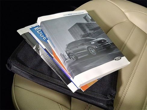 Used 2020 Ford Edge SEL w/ Convenience Package image 26