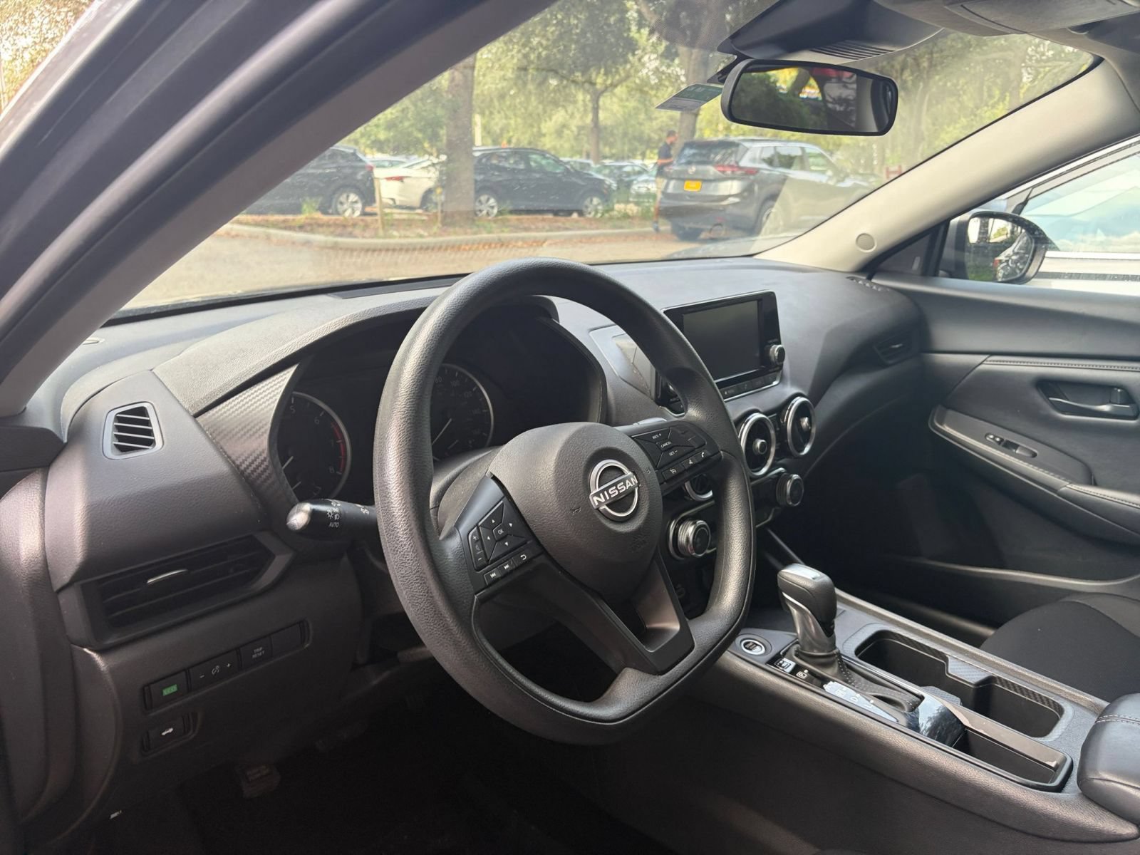 Used 2025 Nissan Sentra S FWD image 32