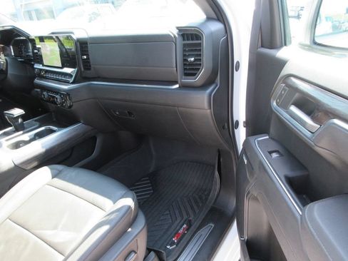 Certified 2025 Chevrolet Silverado 1500 LTZ AWD/4WD image 22