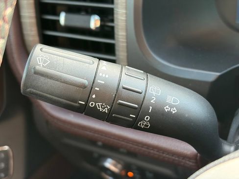 Used 2022 Ford Expedition Max Limited AWD/4WD image 30