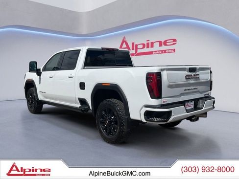 Used 2024 GMC Sierra 2500 AT4 w/ AT4 Premium Plus Package AWD/4WD image 3