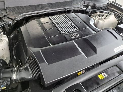 Used 2018 Land Rover Range Rover Sport HSE AWD/4WD image 33