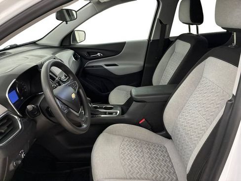 Used 2023 Chevrolet Equinox LS w/ LS Convenience Package AWD/4WD image 12