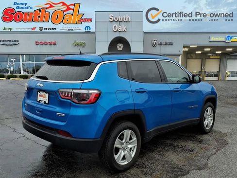 Used 2022 Jeep Compass Latitude w/ Convenience Group image 3