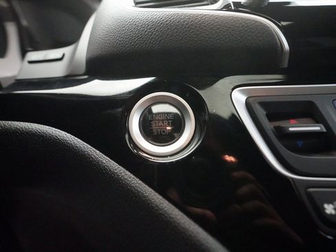 Used 2022 Honda Ridgeline Black Edition image 32