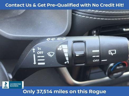 Used 2022 Nissan Rogue SV AWD/4WD image 19