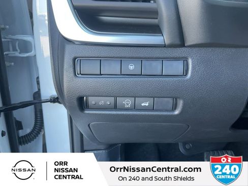 New 2026 Nissan Rogue SV w/ SV Premium Package FWD image 19
