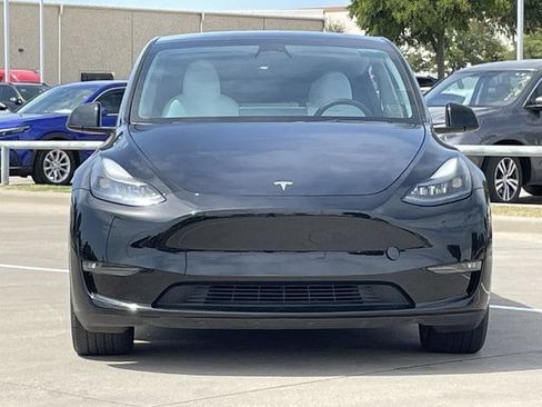 Used 2023 Tesla Model Y Long Range AWD/4WD image 7