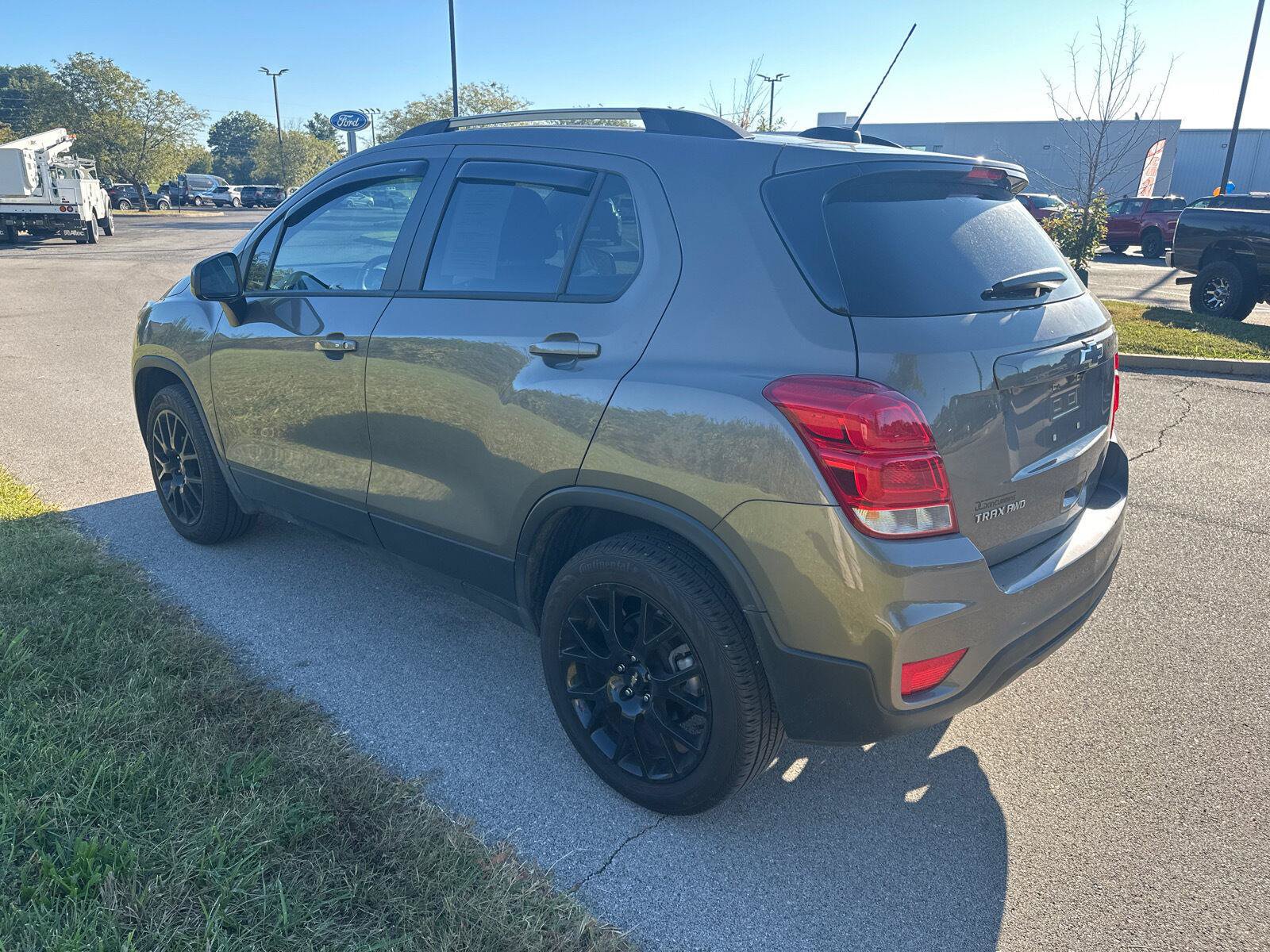 Used 2022 Chevrolet Trax LT w/ Sport Edition AWD/4WD image 11