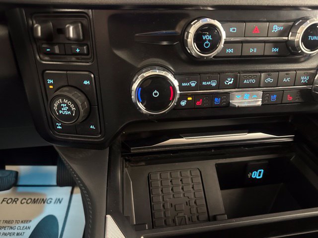 Certified 2026 Ford F350 Platinum w/ Tremor Off-Road Package AWD/4WD image 16