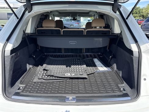Used 2025 Audi Q7 3.0T Premium Plus image 36
