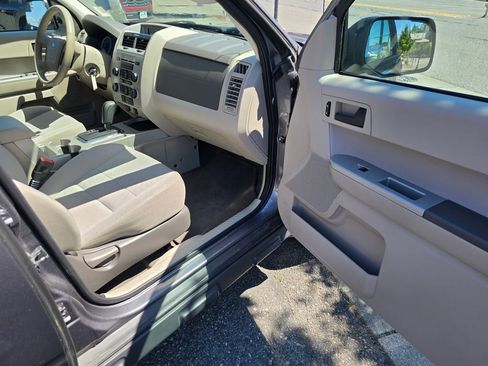 Used 2012 Ford Escape XLT w/ Cargo Pkg AWD/4WD image 13