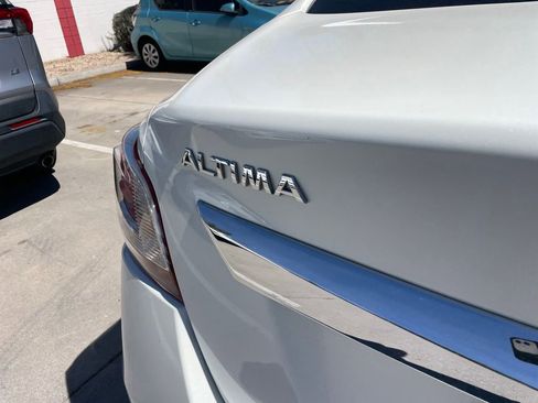 Used 2013 Nissan Altima 2.5 S image 5