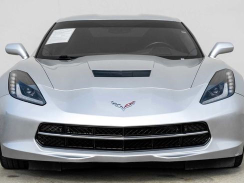 Used 2018 Chevrolet Corvette Stingray Coupe w/ 3LT Preferred Equipment Group image 5