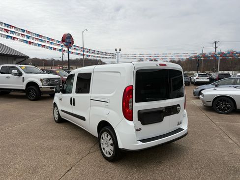 Used 2019 RAM ProMaster City Tradesman SLT image 4