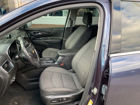 Used 2018 Chevrolet Equinox LT image 18