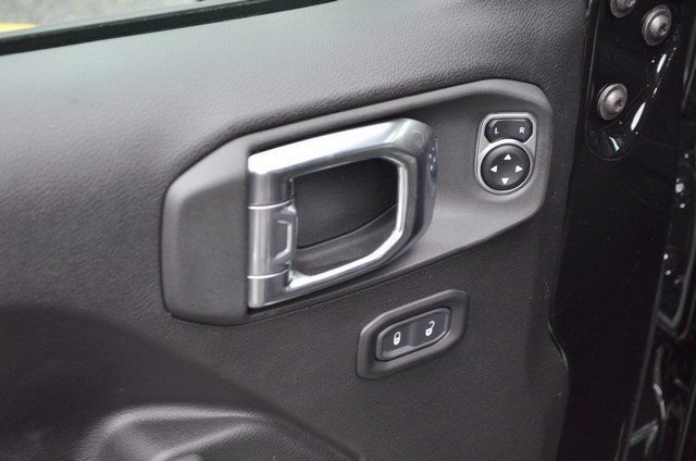 New 2026 Jeep Gladiator Sport AWD/4WD image 13