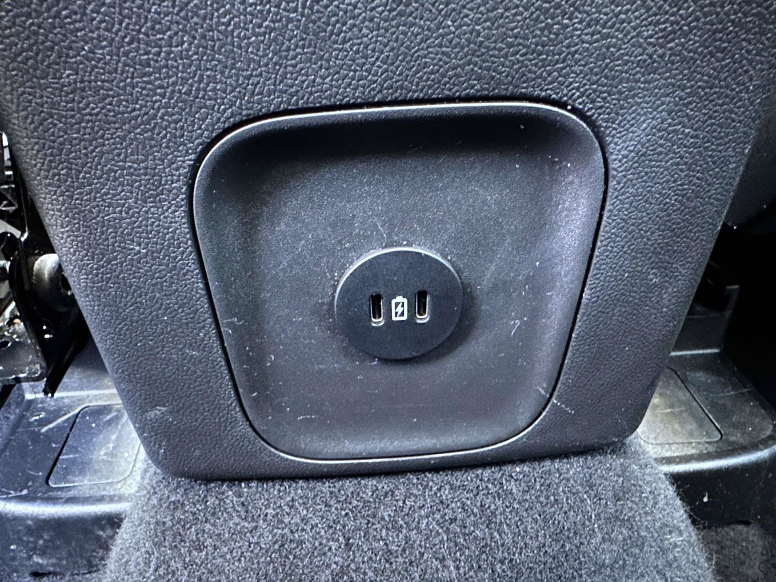 Used 2025 Ford Escape Active AWD/4WD image 15