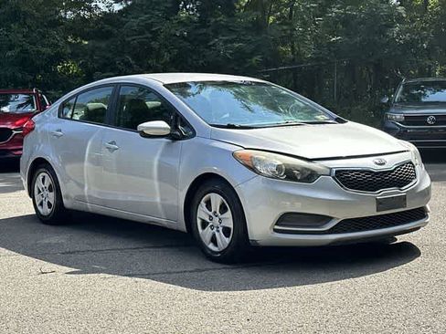 Used 2015 Kia Forte LX FWD image 19