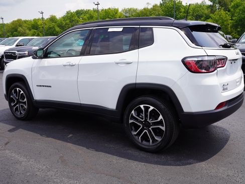 Used 2022 Jeep Compass Limited AWD/4WD image 8
