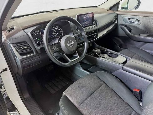 Certified 2023 Nissan Rogue SV FWD image 7