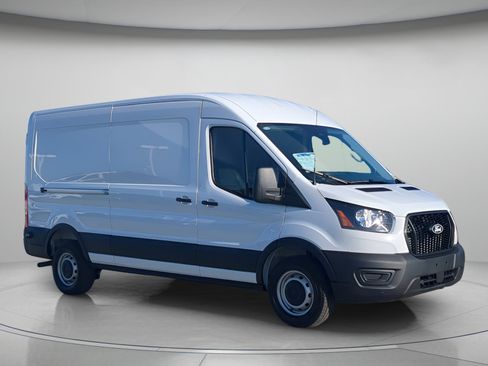 New 2026 Ford Transit 250 148 Medium Roof image 41