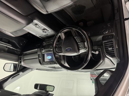 Used 2020 Ford Expedition Limited w/ Equipment Group 303A AWD/4WD image 10
