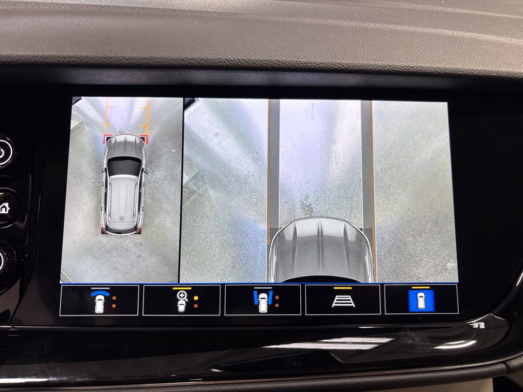 Used 2023 Buick Envision Avenir AWD/4WD image 28