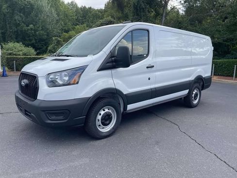New 2026 Ford Transit 250 Low Roof RWD image 3