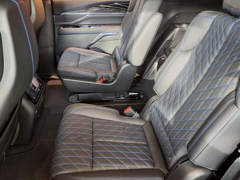 New 2026 Cadillac Escalade IQL Sport 1 AWD/4WD image 17