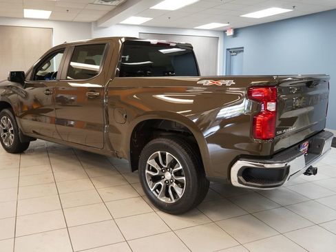 Used 2023 Chevrolet Silverado 1500 LT AWD/4WD image 11