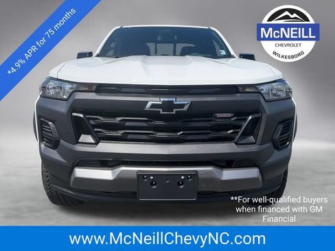 New 2026 Chevrolet Colorado Trail Boss AWD/4WD image 2