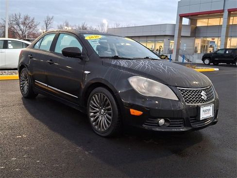 Used 2010 Suzuki Kizashi GTS image 2