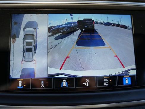 Used 2024 Buick Enclave Avenir image 27