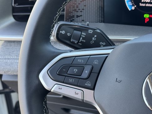 Certified 2025 Volkswagen Tiguan S AWD/4WD image 18