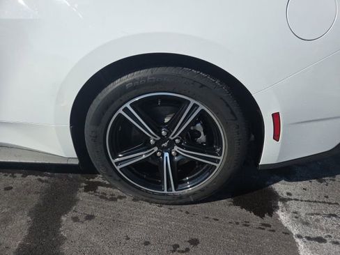 Certified 2025 Ford Mustang Premium image 11