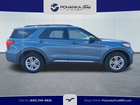 Used 2020 Ford Explorer XLT w/ Equipment Group 202A AWD/4WD image 4