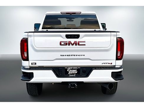 Used 2022 GMC Sierra 3500 AT4 image 5