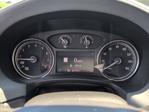 Used 2023 Buick Enclave Essence w/ Experience Buick Package FWD image 25