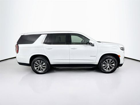 Used 2024 Chevrolet Tahoe LT w/ Luxury Package AWD/4WD image 10