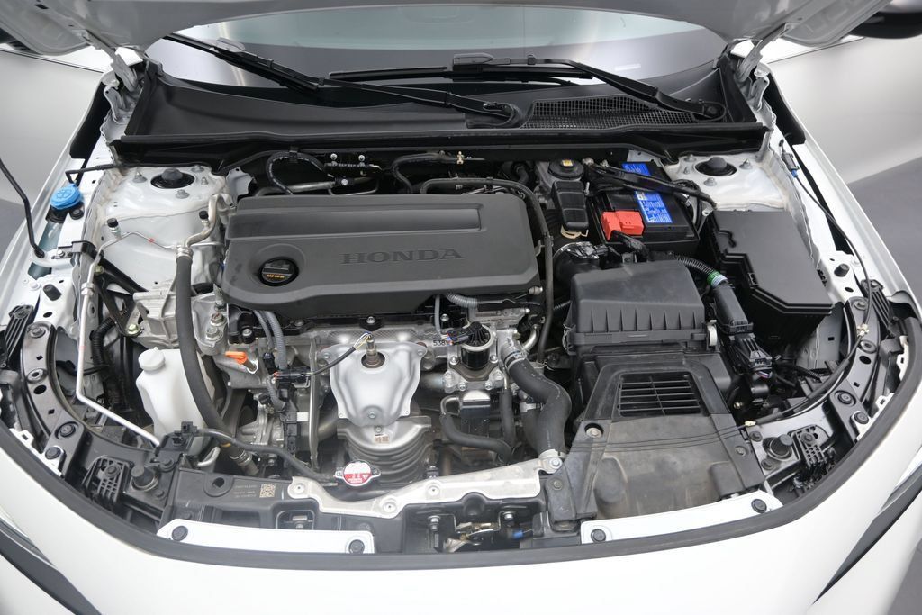 Used 2025 Honda Civic Sport image 12