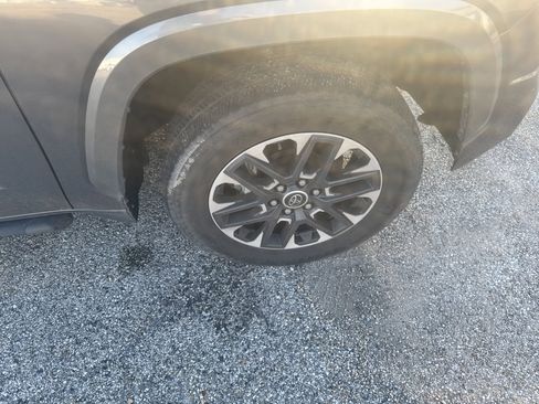 Used 2023 Toyota Tundra Limited image 8