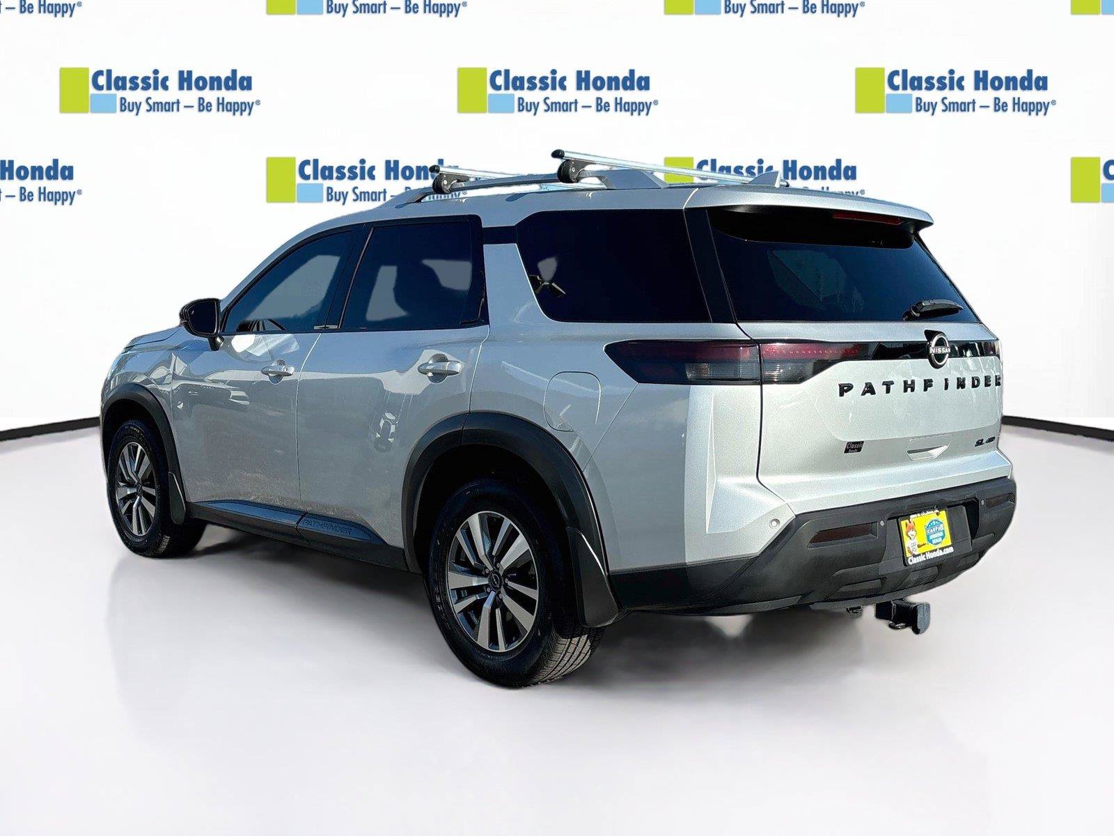 Used 2022 Nissan Pathfinder SL w/ Cargo Package AWD/4WD image 5