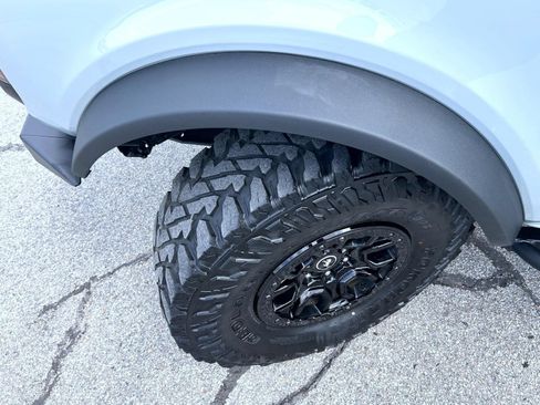 Used 2021 Ford Bronco First Edition AWD/4WD image 23