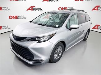 Certified 2021 Toyota Sienna XLE video 3