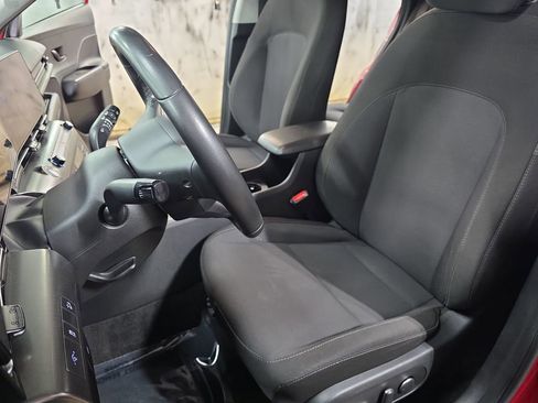 Used 2024 Hyundai Kona SEL AWD/4WD image 14