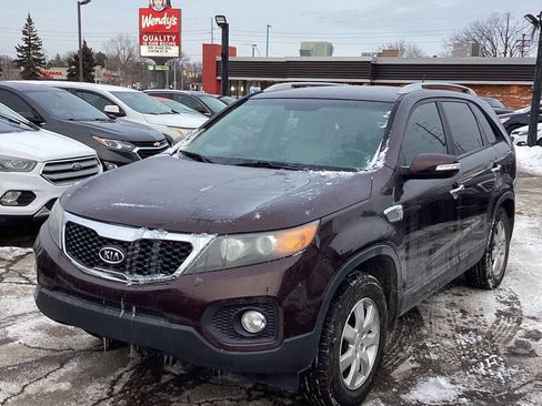 Used 2012 Kia Sorento LX w/ Convenience Pkg image 5